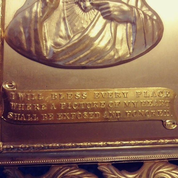 Immaculate Heart of Mary Golden Metal Wall Plaque Vintage Long Love Life - Picture 5 of 9